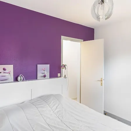 House In Near The Sea, Cleaning Included